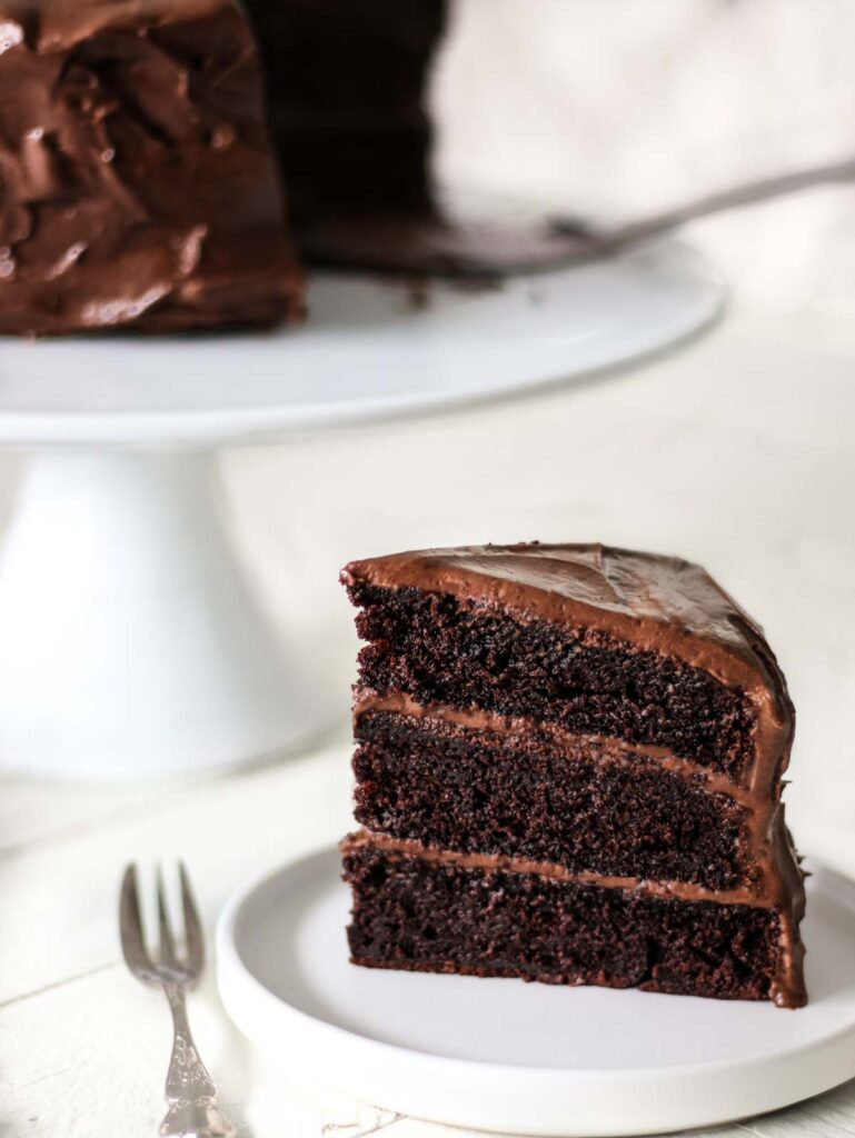 Chocolate Cake with Chocolate Cream Cheese Frosting - Recipes by Carina