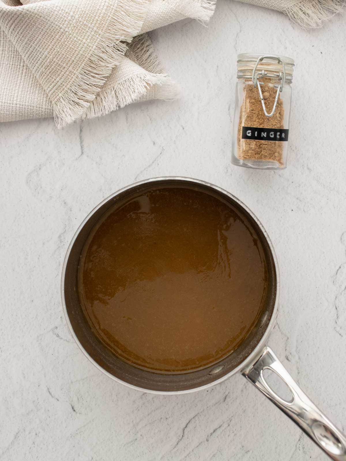 melted ginger crunch icing