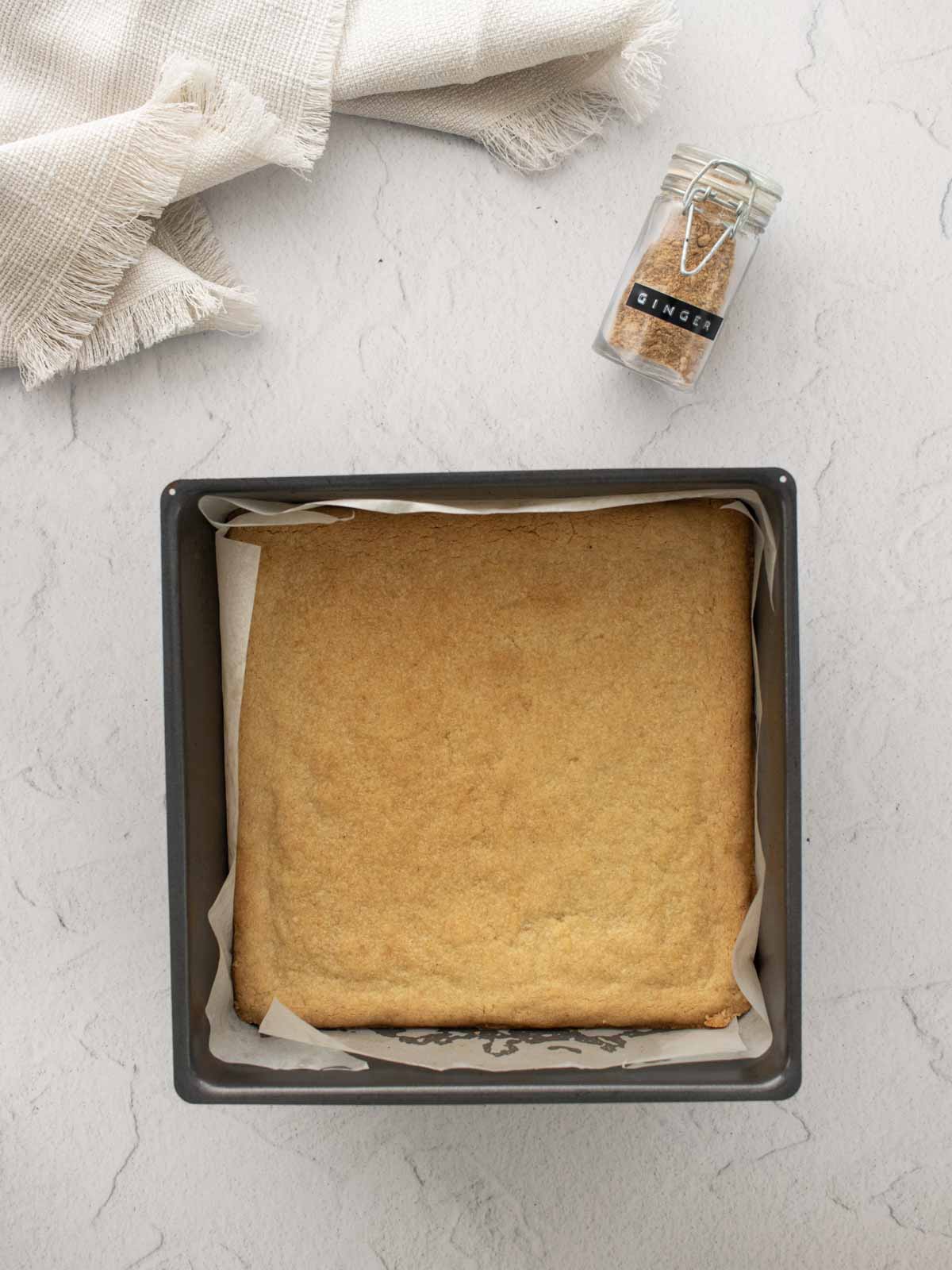 baked ginger crunch base