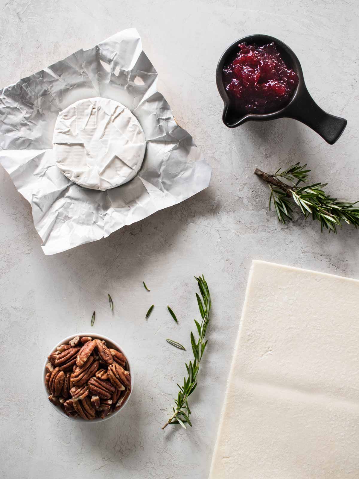 cranberry brie bites ingredients